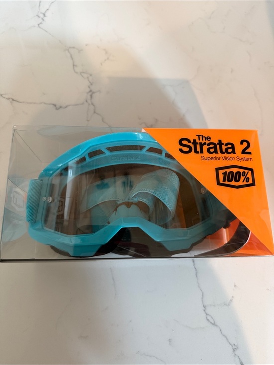 strata 2 Other - The Strata 2 Goggles in Teal - Women's Performance Eye Protection clear lens